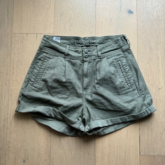 American Eagle Outfitters Pants - American Eagle Olive Stretch Shorts